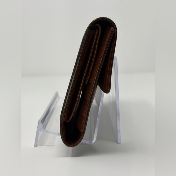 Louis Vuitton Brown Monogram Sarah Wallet - Picture 4 of 10